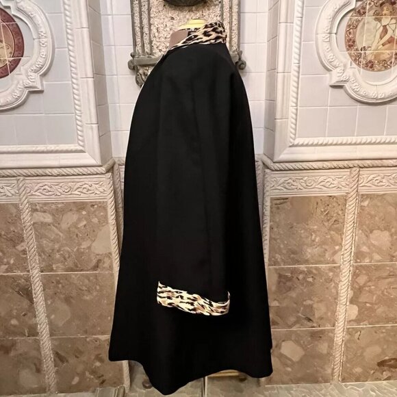 R & D Duster. Size 18. Black W Animal Print Contrast. Open Front. Raglan. AL - Picture 5 of 6